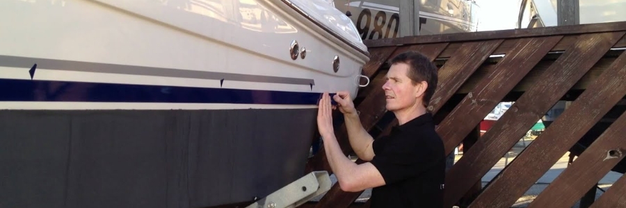 Applying Boat Pinstriping