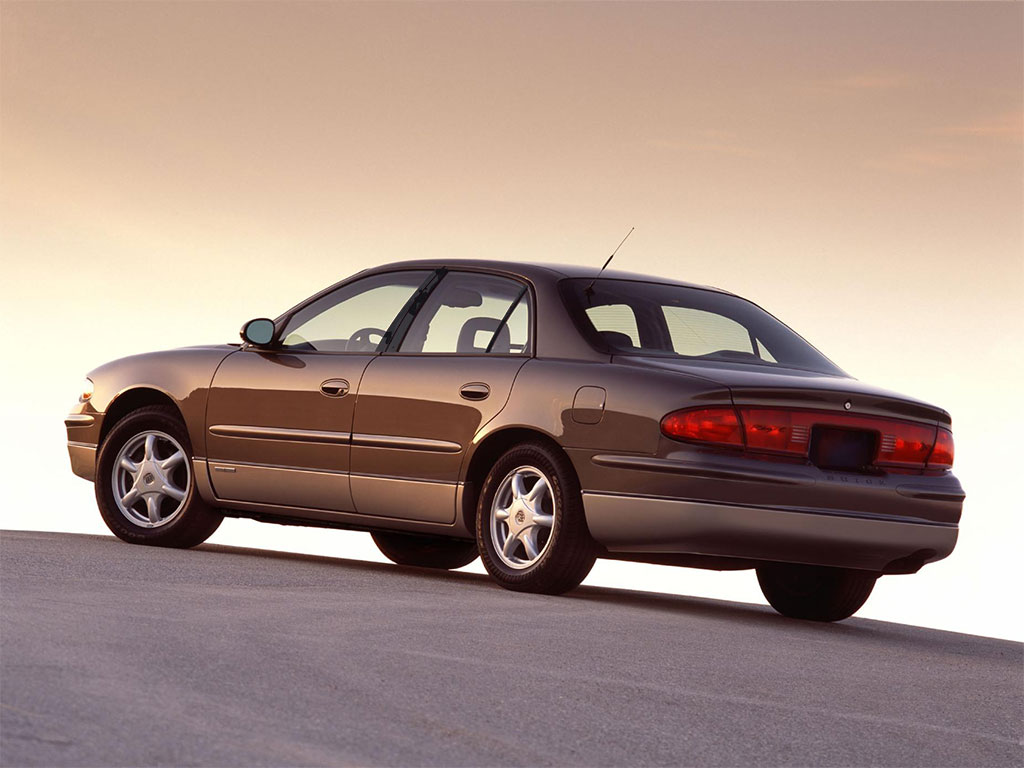 Buick Regal 1997-2004 Camo Pillar Trim