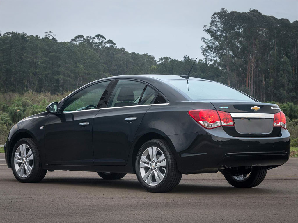 Chevrolet Cruze 2011-2015 Camo Pillar Trim