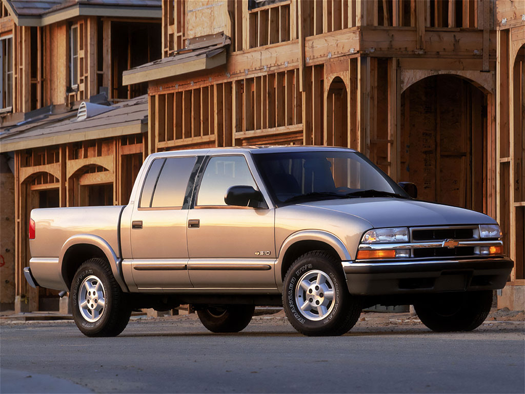 Chevrolet S-10 1994-2001 Camo Pillar Trim