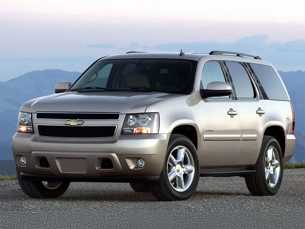 Chevrolet Tahoe 2000-2006 Camo Pillar Trim