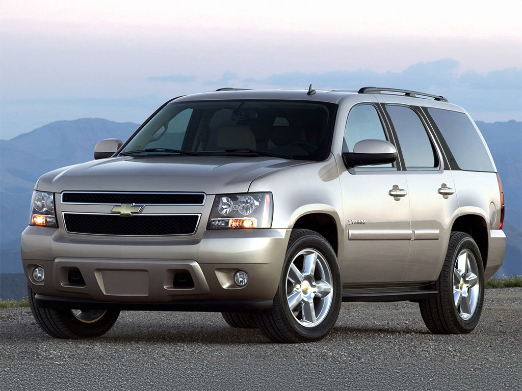 Chevrolet Tahoe 2000-2006 Matte Black Pillar Trim