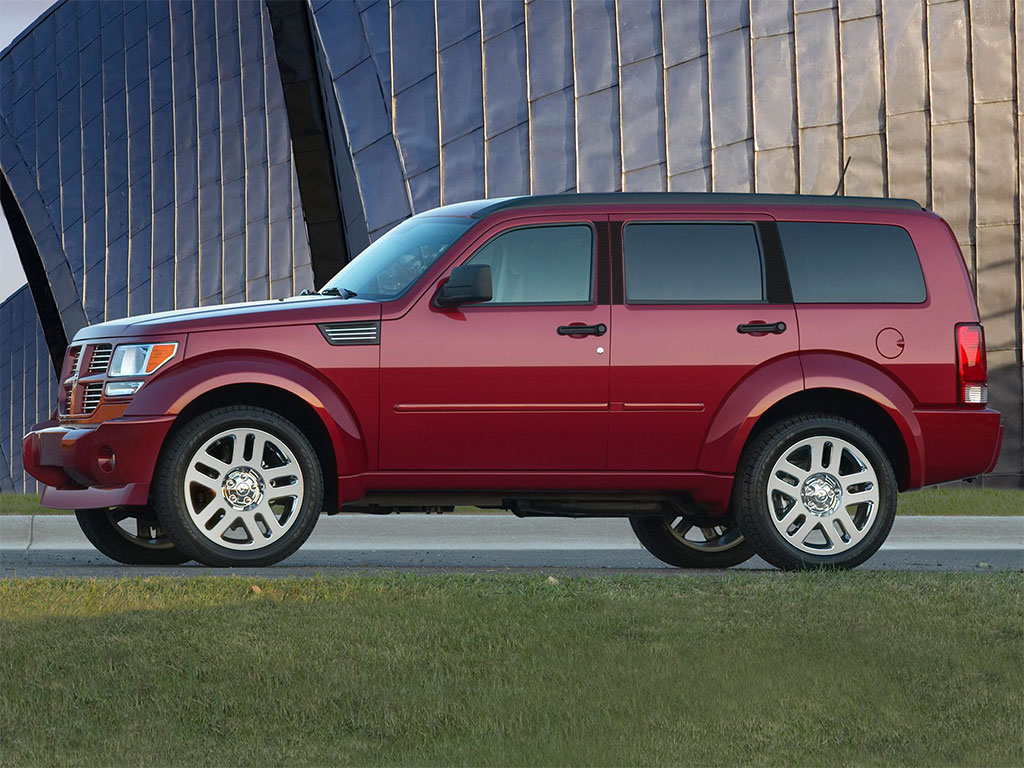 Dodge Nitro 2007-2011 Carbon Fiber Pillar Trim