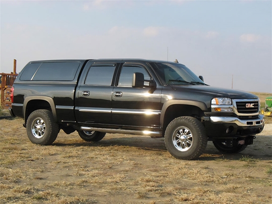 GMC Sierra 2000-2006 Extended Cab Piano Black Pillar Trim