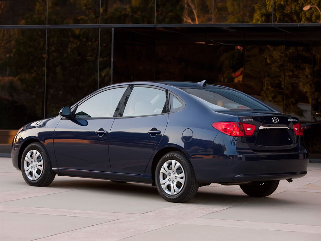 Hyundai Elantra 2007-2010 Sedan Camo Pillar Trim