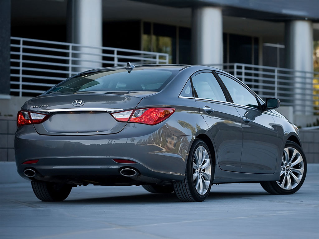 Hyundai Sonata 2011-2014 Carbon Fiber Pillar Trim