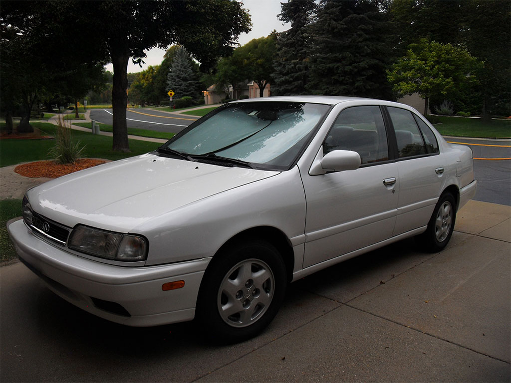 Infiniti G20 1991-1996 Piano Black Pillar Trim