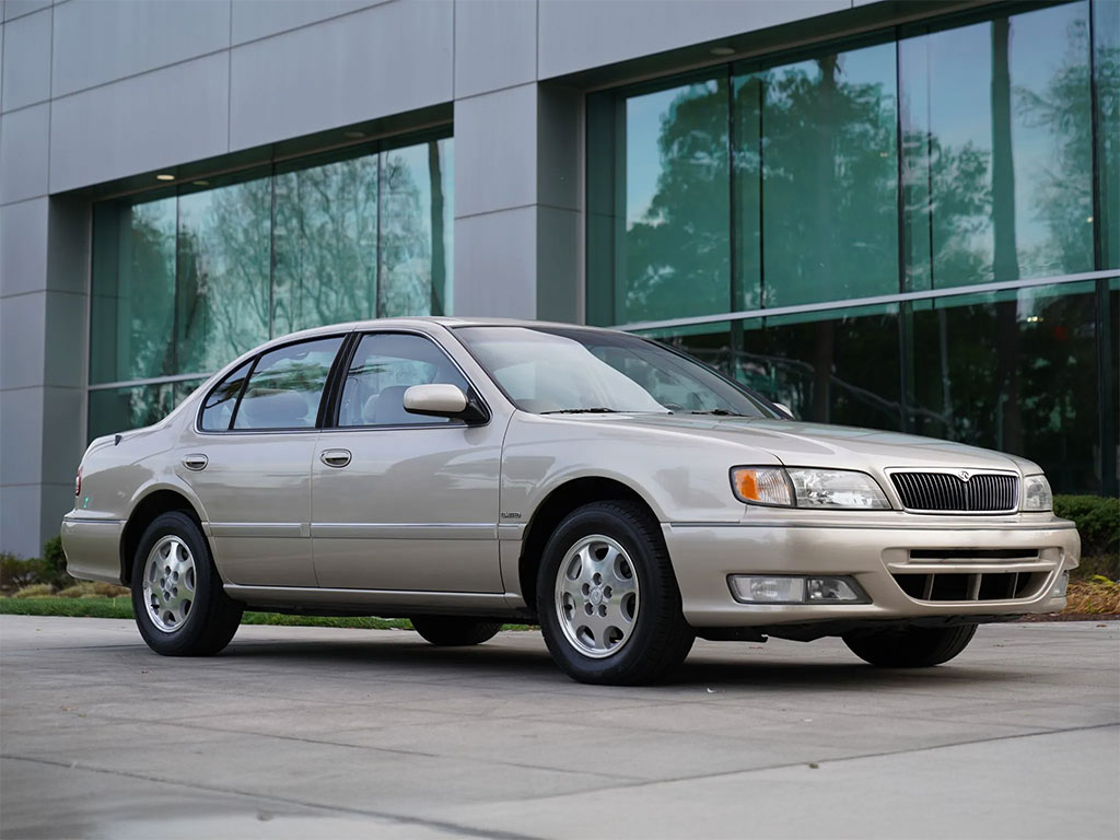 Infiniti I30 1996-1999 Brushed Aluminum Black Pillar Trim