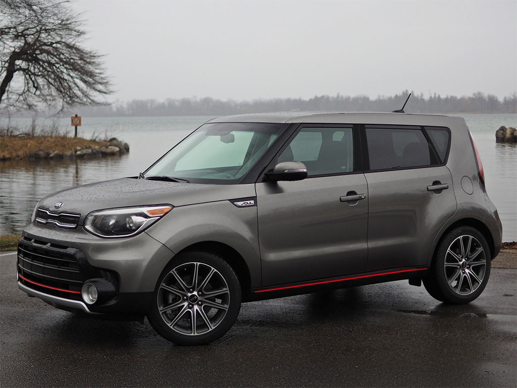 Kia Soul 2014-2019 Carbon Fiber Pillar Trim