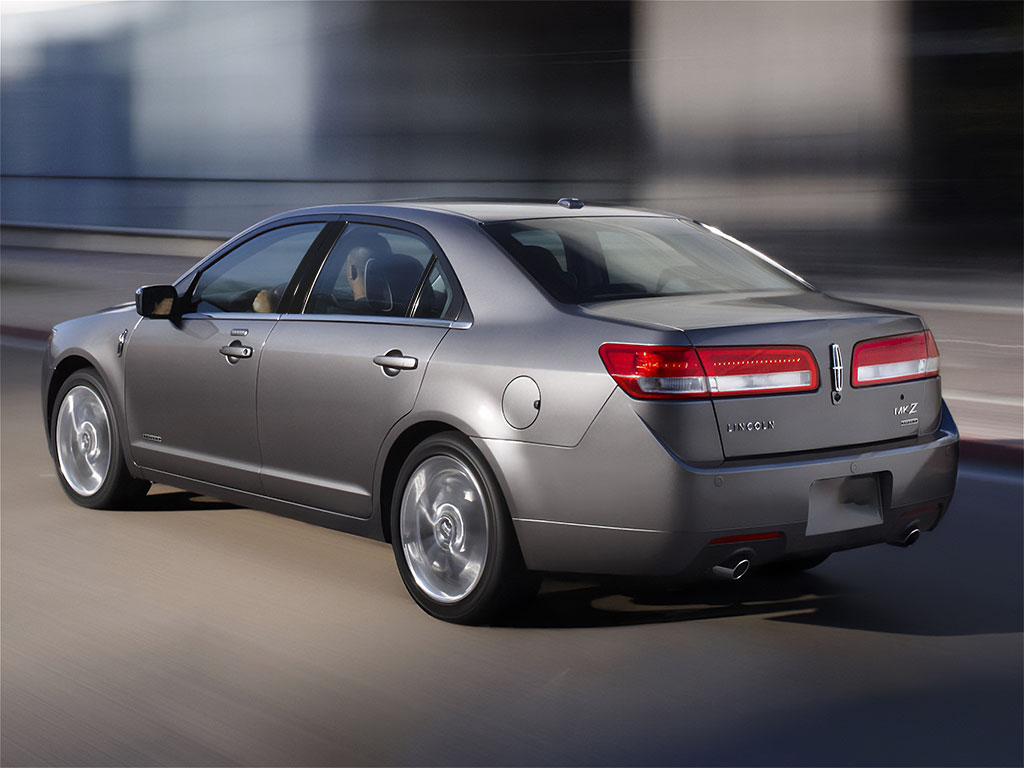 Lincoln MKZ 2007-2012 Piano Black Pillar Trim