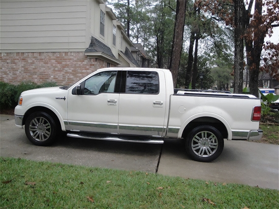 Lincoln Mark LT 2006-2008 Brushed Aluminum Black Pillar Trim