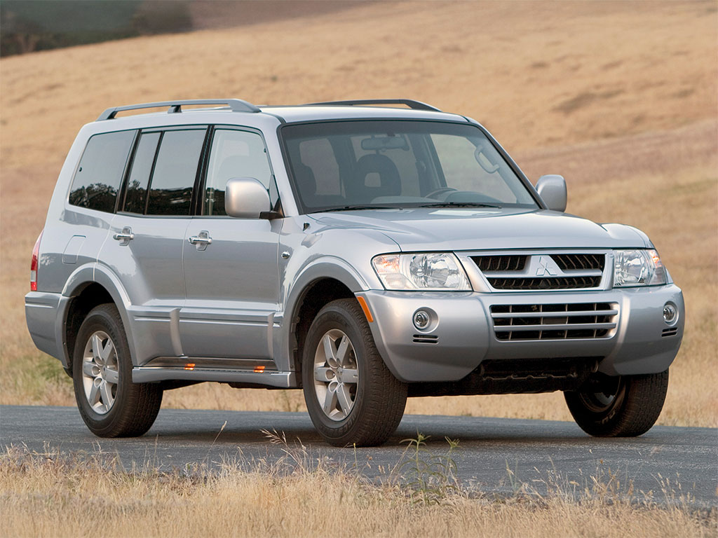 Mitsubishi Montero 2001-2006 Brushed Aluminum Black Pillar Trim