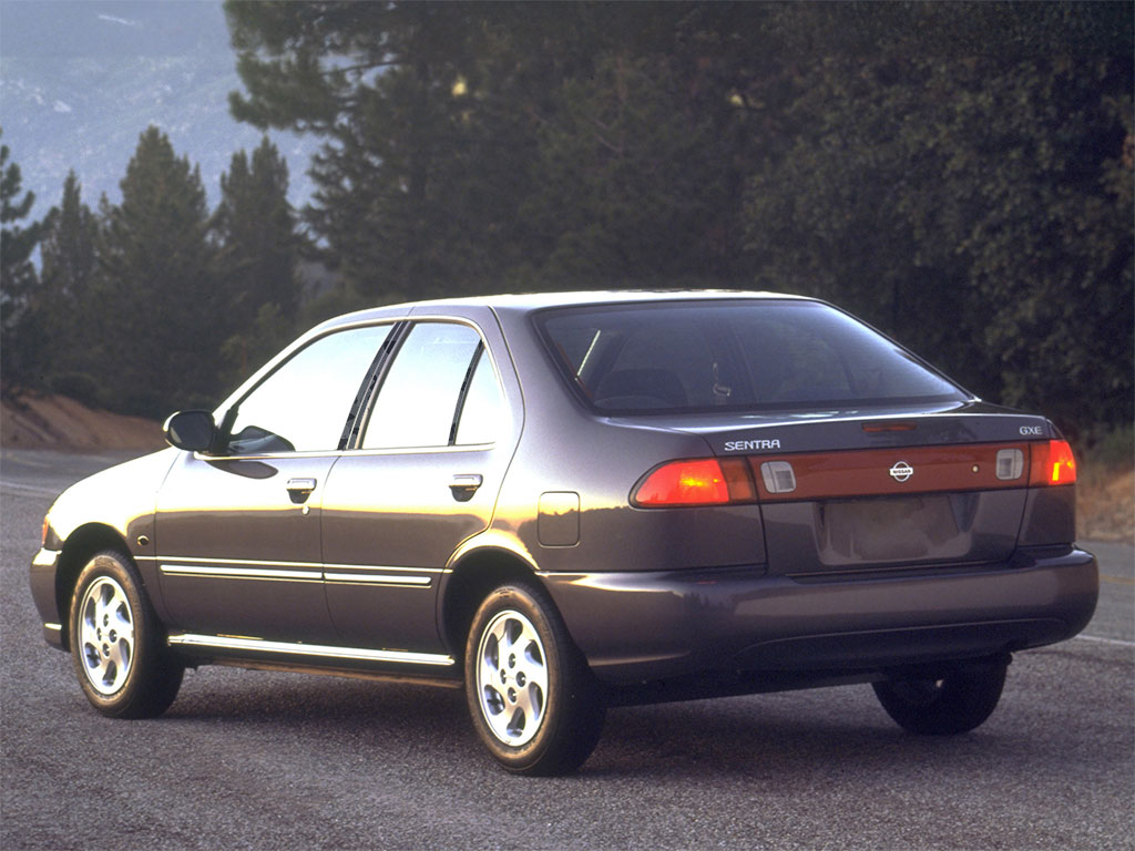 Nissan Sentra 1995-1999 Camo Pillar Trim