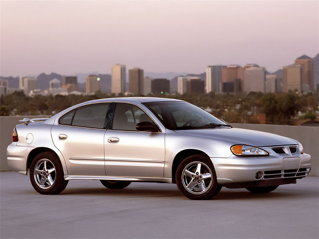 Pontiac Grand Am 1999-2005 Sedan Camo Pillar Trim