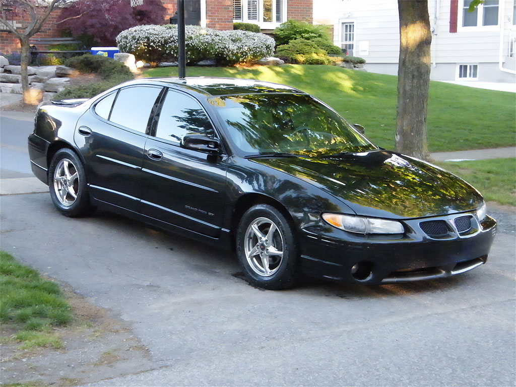 Pontiac Grand Prix 1997-2003 Coupe Camo Pillar Trim