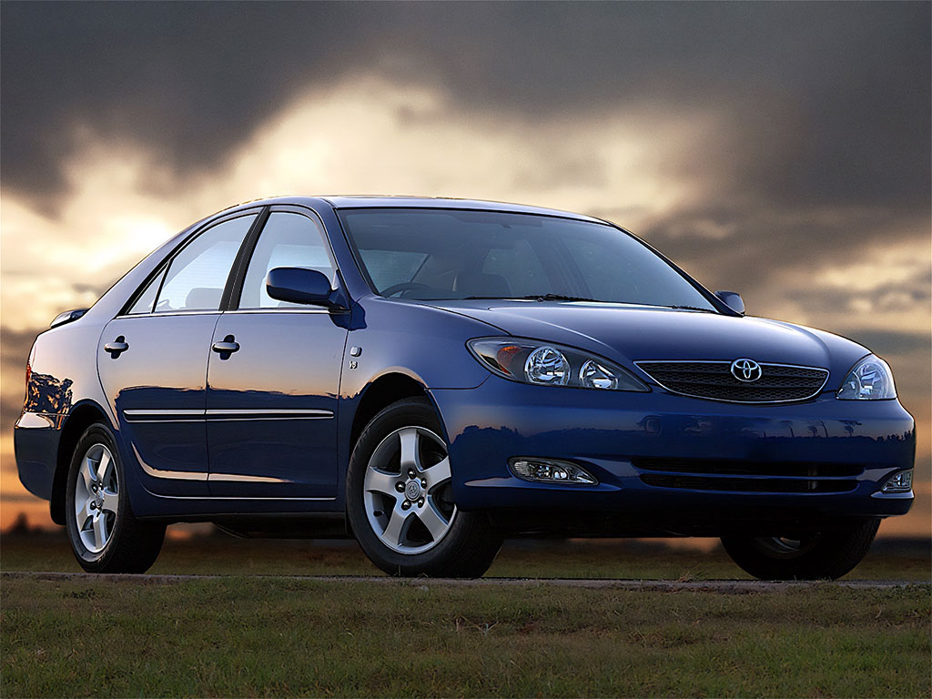 Toyota Camry 1997-2001 Piano Black Pillar Trim