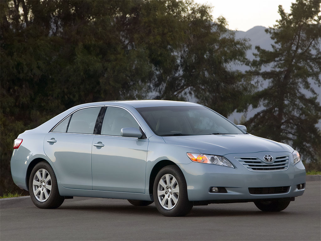 Toyota Camry 2002-2006 Camo Pillar Trim