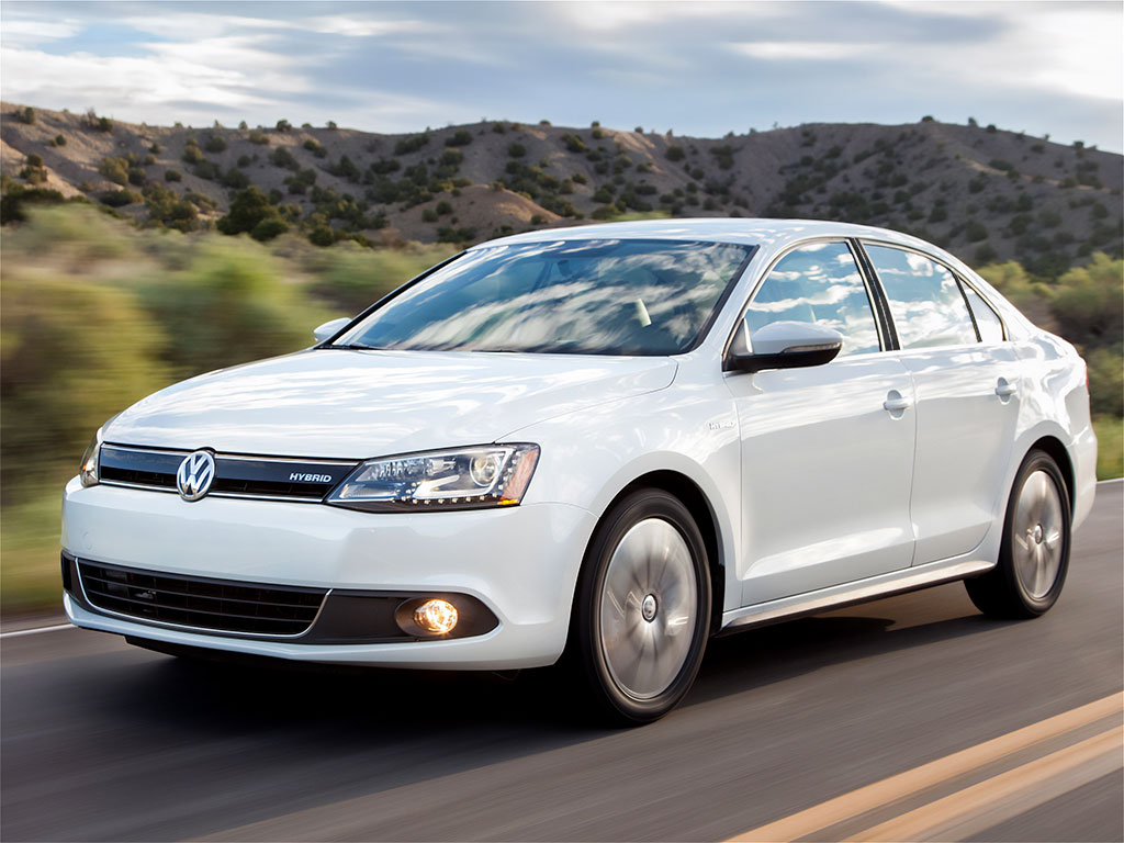 Volkswagen Jetta 2011-2018 Sedan Piano Black Pillar Trim