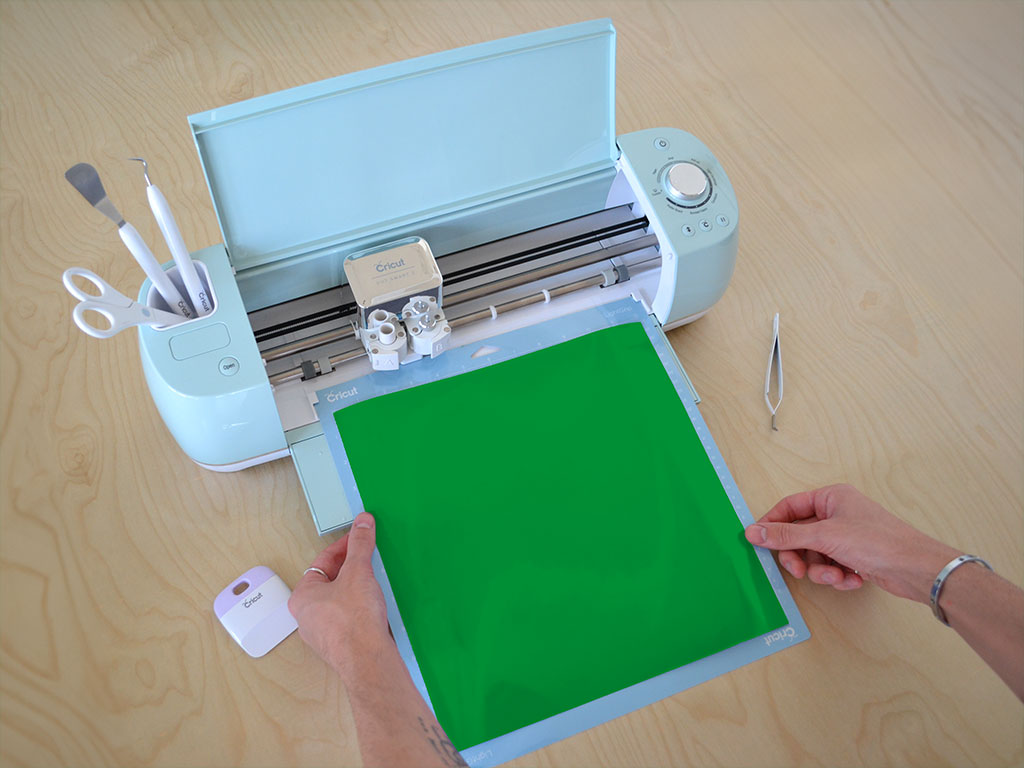 Oracal 951 Light Green Cricut Compatible Vinyl