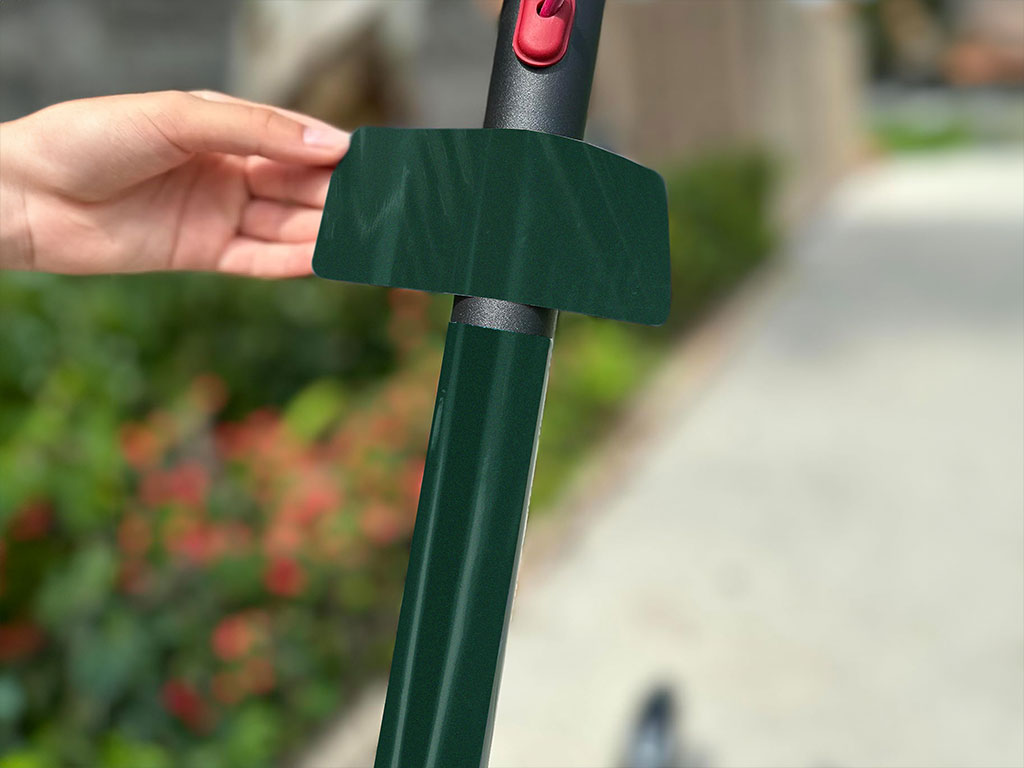 ORACAL 970RA Metallic Fir Green Electric Kick-Scooter Wraps