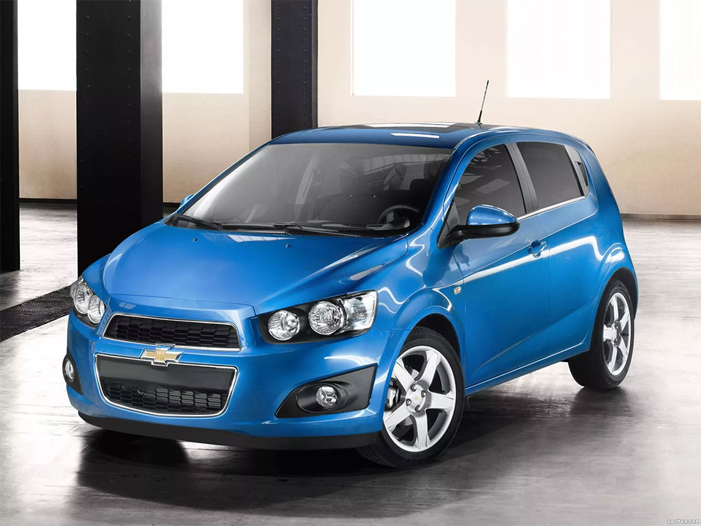 Chevrolet Aveo 5 2009-2011 Avery Dennison Headlight Protection Kits