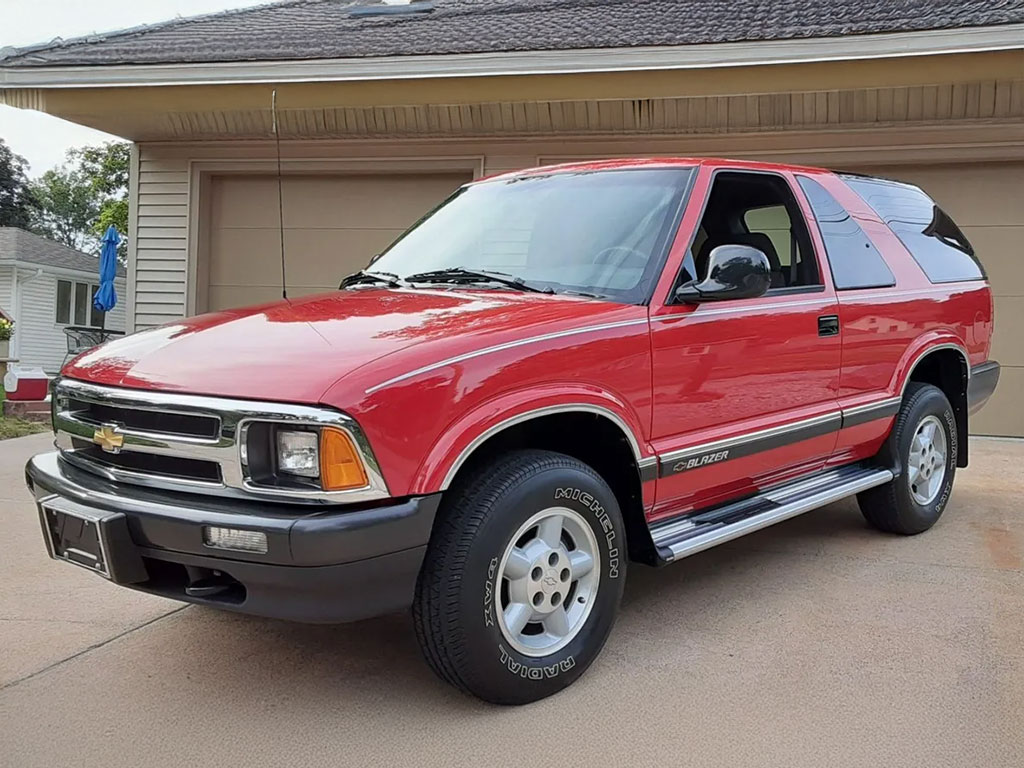 Chevrolet S-10 Blazer 1994-1997 Avery Dennison Headlight Protection Kits