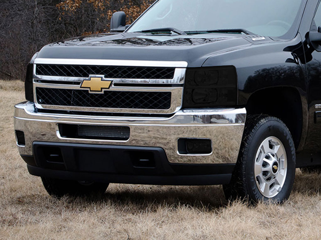 Chevrolet Silverado 2007-2014 (2500 / 3500) Headlight Tint