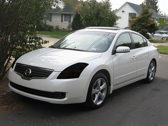 Nissan Altima 2007-2009 (Sedan) Headlight Tint