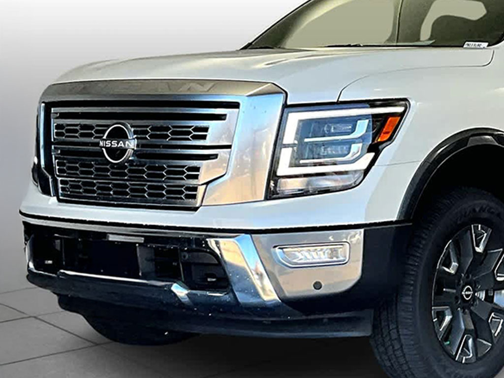 3M™ Nissan Titan 2020-2024 Headlight Protection Film