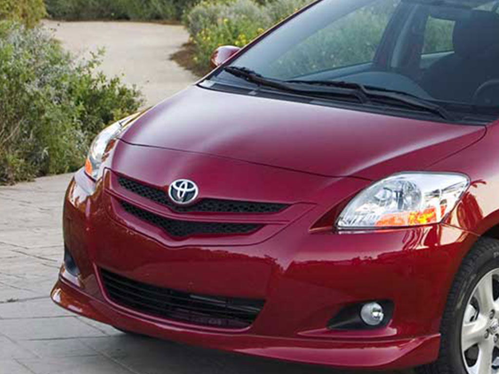 Rshield? Toyota Yaris 2007-2011 Headlight Protection Film (Sedan)