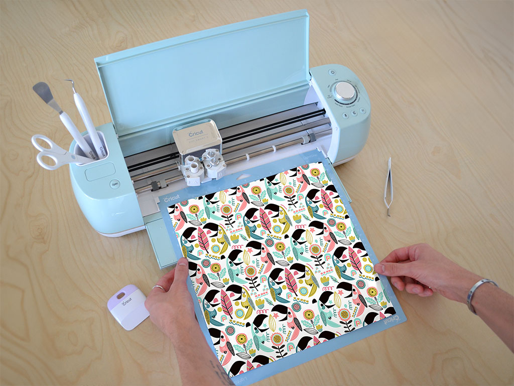 Chit Chat Bird Cricut Compatible Vinyl