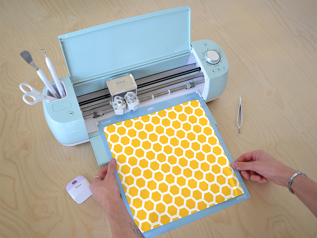 Classic Honeycomb Bug Cricut Compatible Vinyl