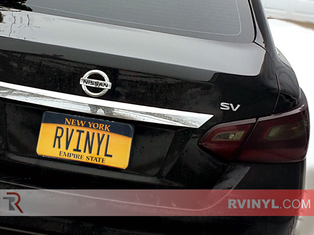 nissan altima blacked out tail lights