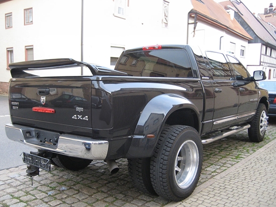 Dodge Ram 2002-2006 Blackout Tail Light TInt