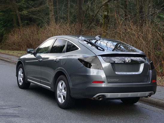 Honda Crosstour 2010-2012 Blackout Tail Light TInt