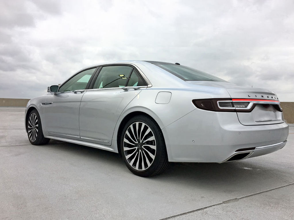 Lincoln Continental 2017-2020 Blackout Tail Light TInt