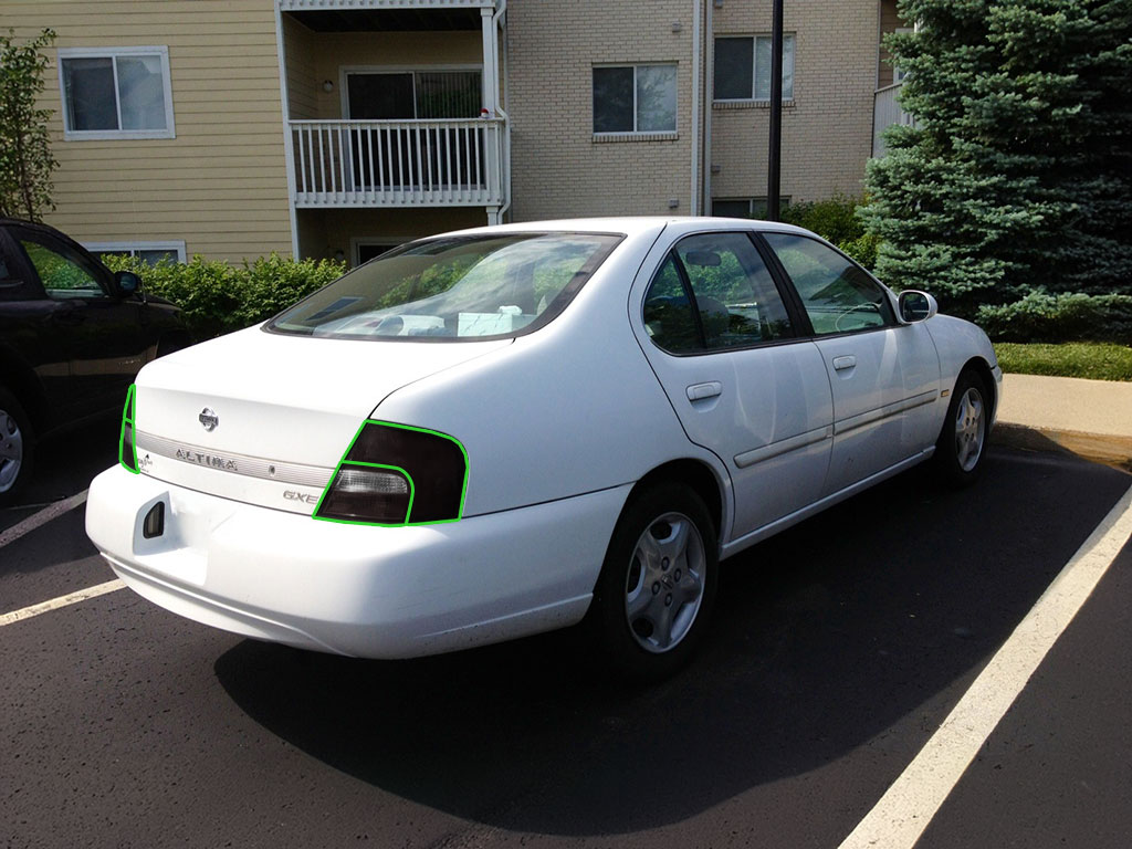 Nissan Altima 1998-2001 Tail Light Tint Installation Points