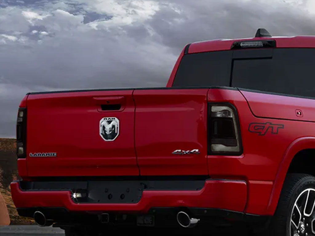 2019 dodge fashion ram blackout