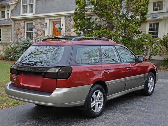 Subaru Outback 2000-2004 Blackout Tail Light TInt