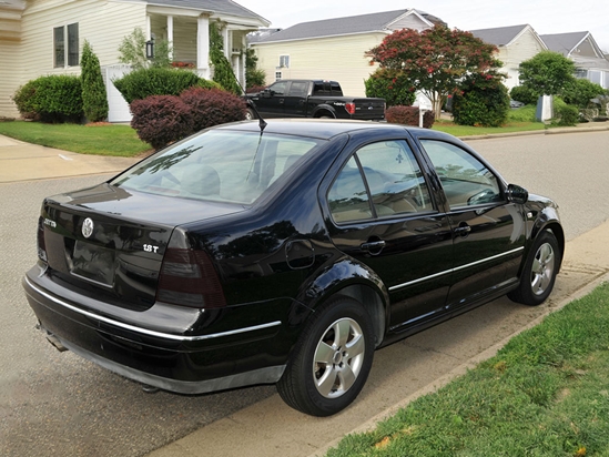 Volkswagen Jetta Sedan 1999-2004 Blackout Tail Light TInt