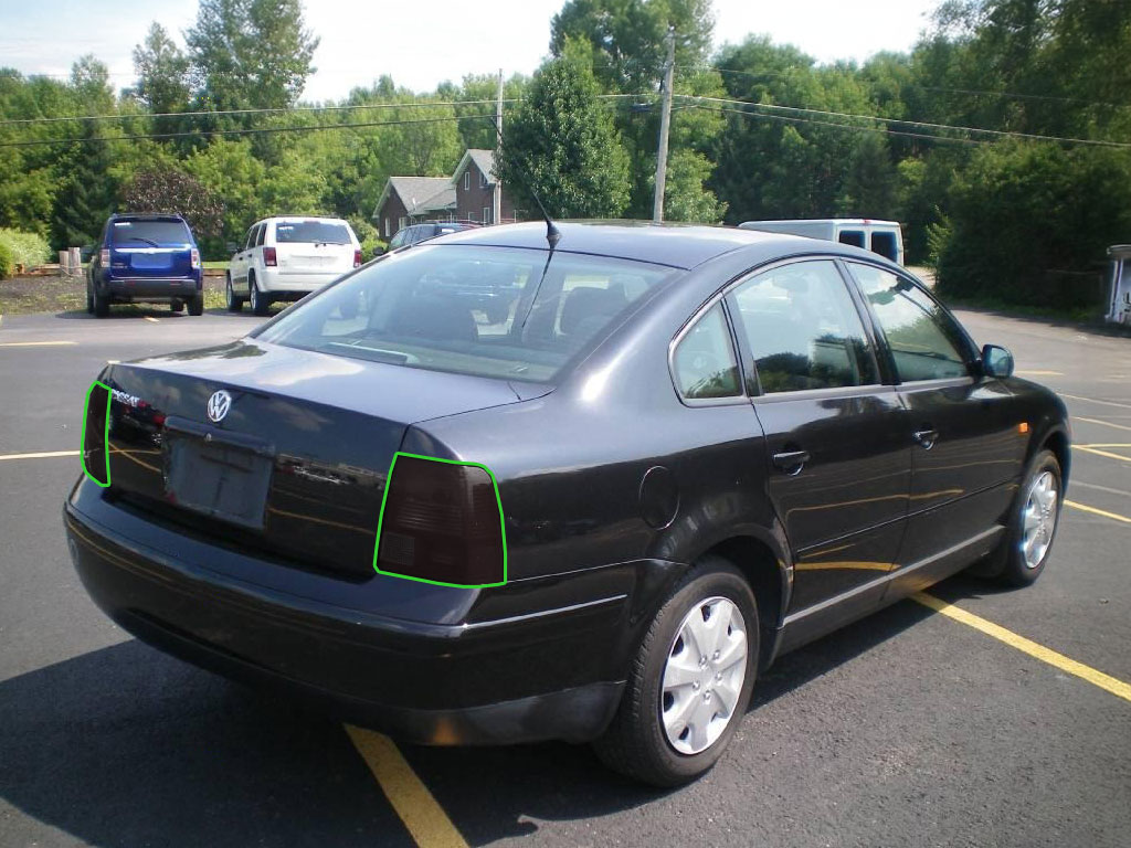 Volkswagen Passat 1998-2001 Tail Light Tint Installation Points