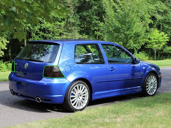 Volkswagen R32 2004 Tail Light Tint Installation Points