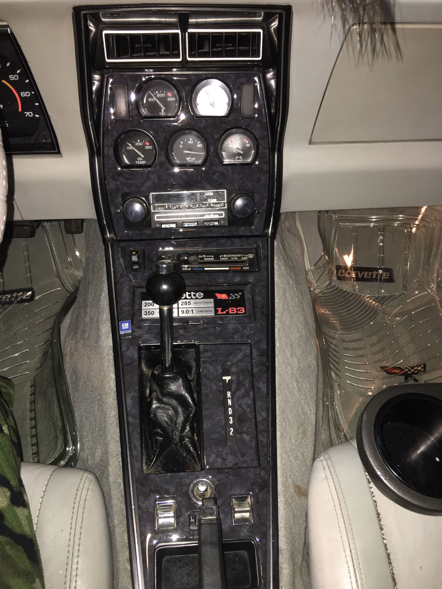 1982 corvette dashboard